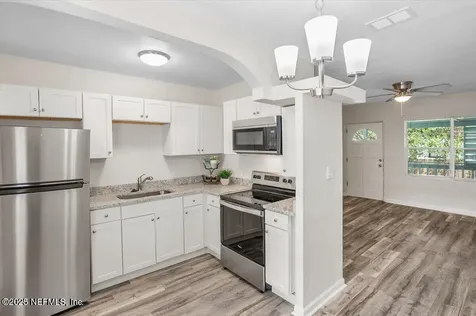 85 Lewis Street Atlantic Beach FL 32233