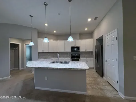 13491 Avery Park Lane Jacksonville FL 32218