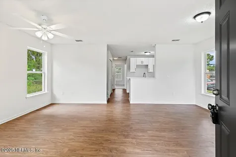 2080 W 19th Street Jacksonville FL 32209