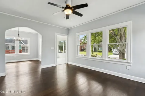 4613 Ramona Boulevard Jacksonville FL 32205