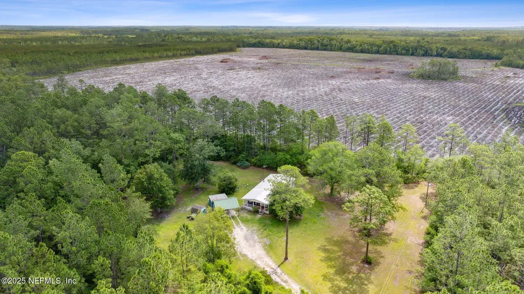2889 Santa Fe Trail Hilliard FL 32046