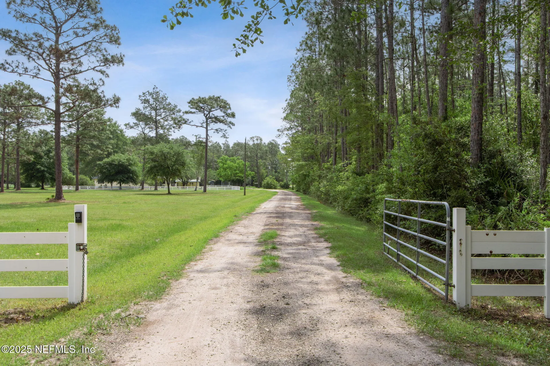 2889 Santa Fe Trail Hilliard FL 32046
