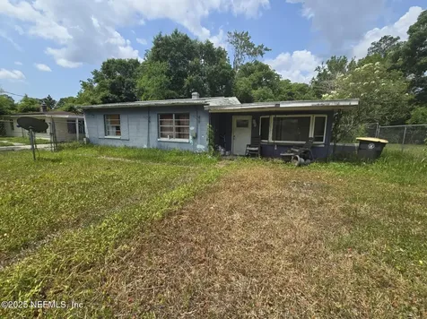 1262 Peacefield Drive Jacksonville FL 32205