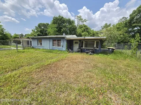 1262 Peacefield Drive Jacksonville FL 32205