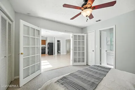 1679 Seminole Road Atlantic Beach FL 32233