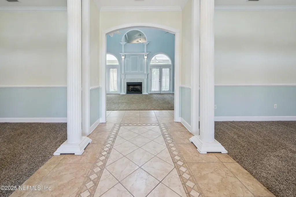 10215 N Glen Avenue Glen St. Mary FL 32040