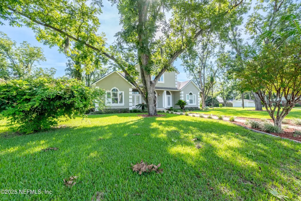 10215 N Glen Avenue Glen St. Mary FL 32040