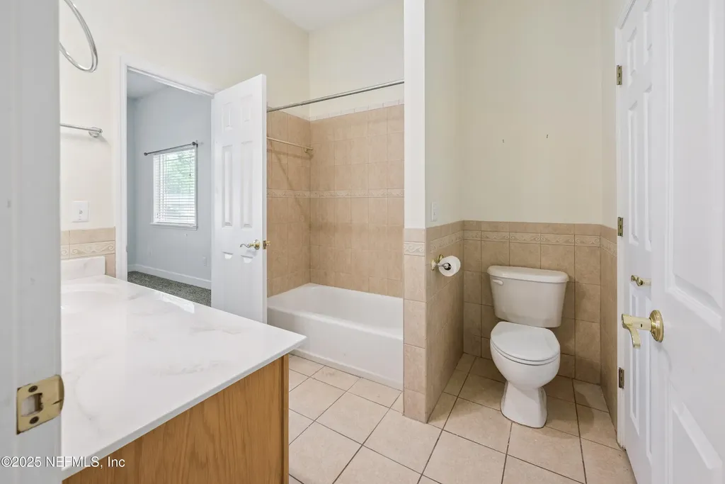 10215 N Glen Avenue Glen St. Mary FL 32040