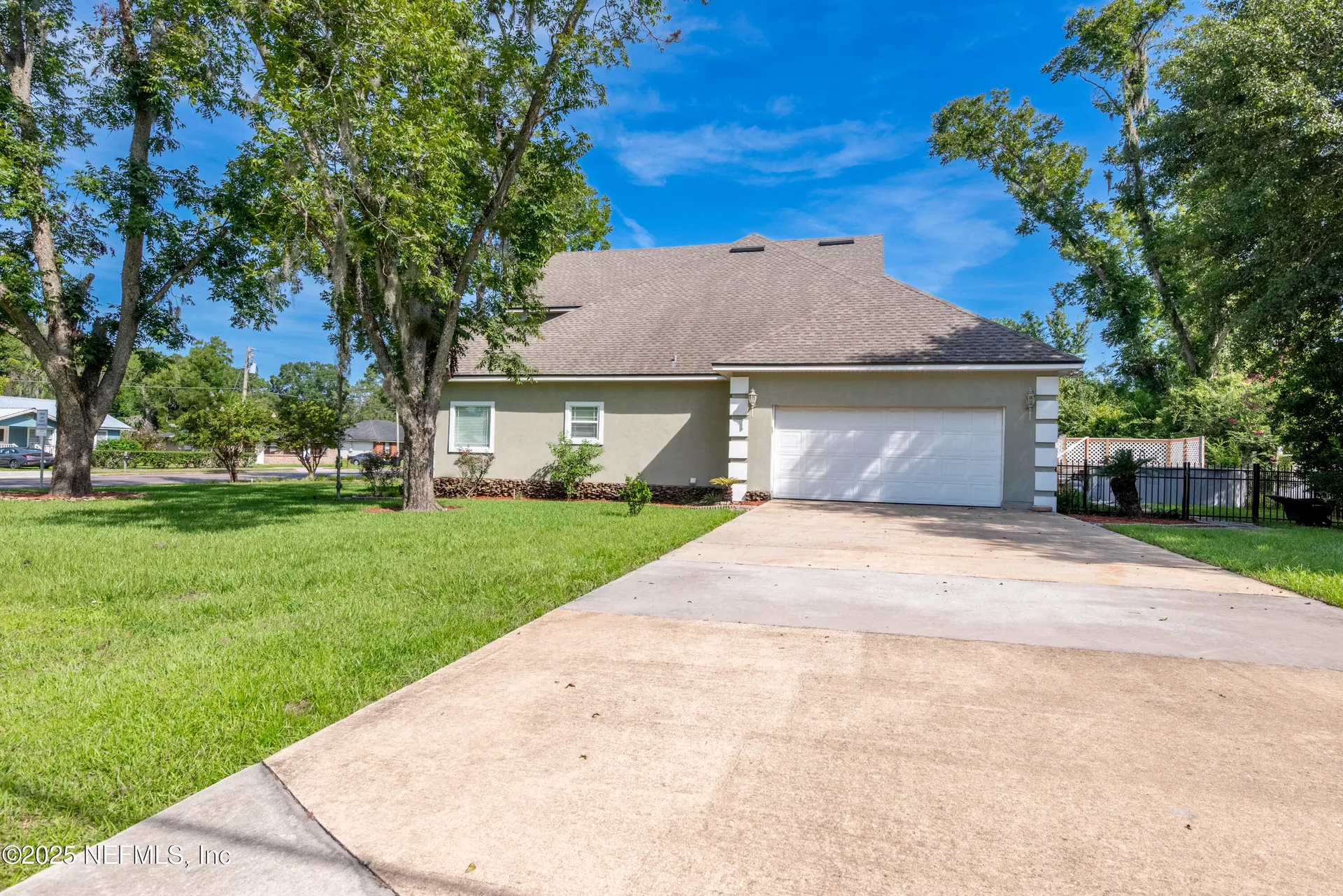 10215 N Glen Avenue Glen St. Mary FL 32040