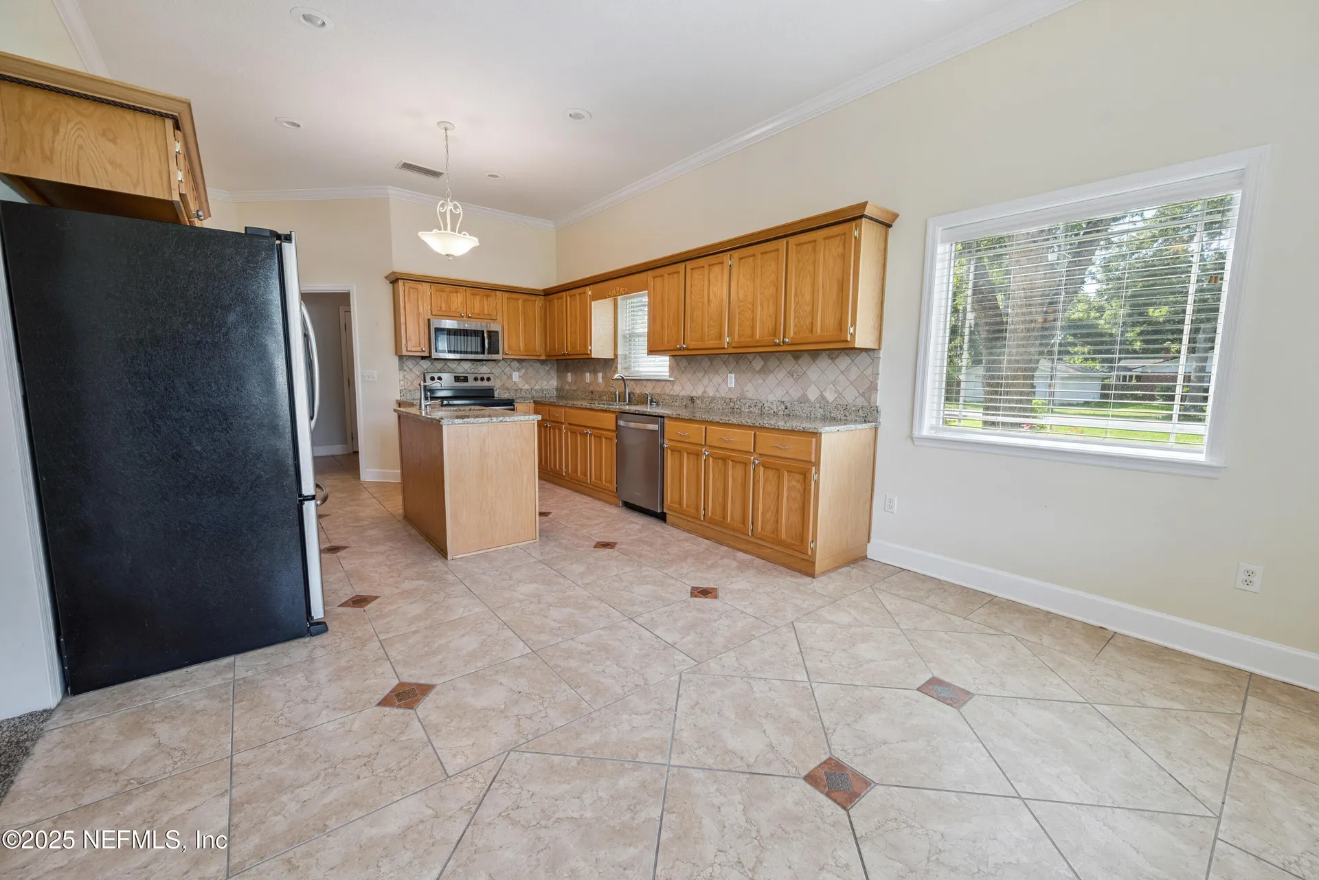 10215 N Glen Avenue Glen St. Mary FL 32040