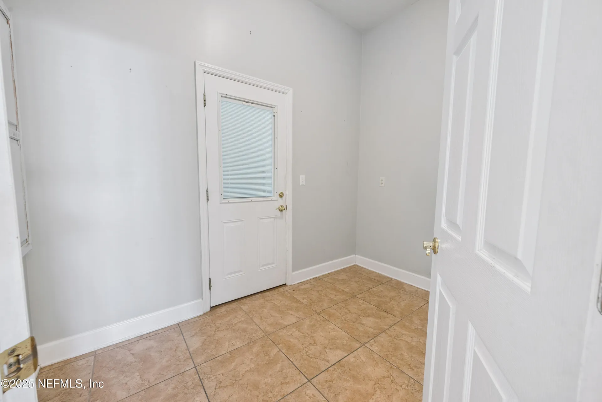 10215 N Glen Avenue Glen St. Mary FL 32040