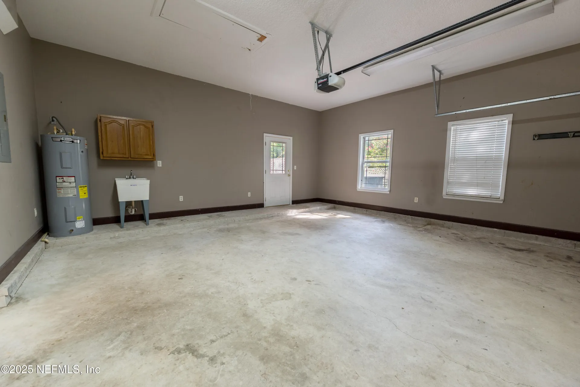 10215 N Glen Avenue Glen St. Mary FL 32040