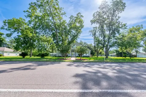10215 N Glen Avenue Glen St. Mary FL 32040