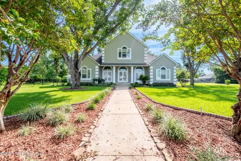 10215 N Glen Avenue Glen St. Mary FL 32040