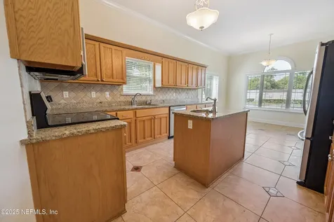 10215 N Glen Avenue Glen St. Mary FL 32040