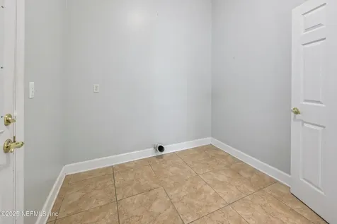 10215 N Glen Avenue Glen St. Mary FL 32040