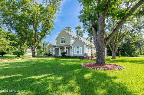 10215 N Glen Avenue Glen St. Mary FL 32040