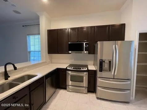 8005 Joshua Tree Lane Jacksonville FL 32256