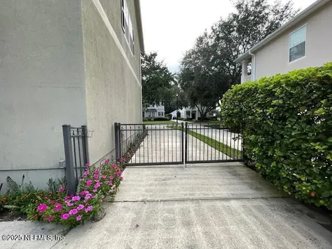 8005 Joshua Tree Lane Jacksonville FL 32256