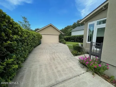 8005 Joshua Tree Lane Jacksonville FL 32256