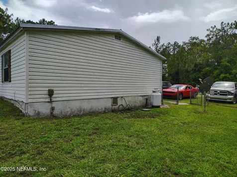 118 Bovona Place Palatka FL 32177