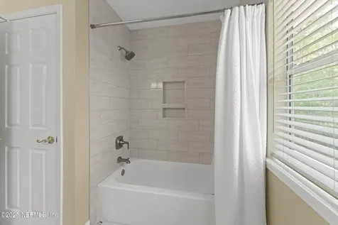 8659 Hampshire Glen Drive S Jacksonville FL 32256