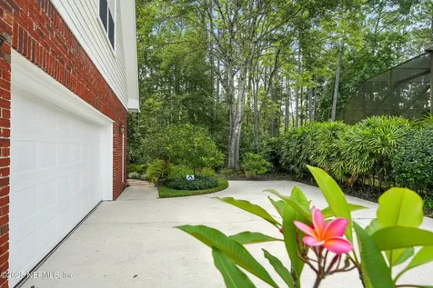 8659 Hampshire Glen Drive S Jacksonville FL 32256