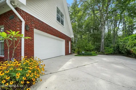8659 Hampshire Glen Drive S Jacksonville FL 32256
