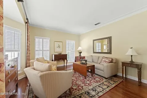 8659 Hampshire Glen Drive S Jacksonville FL 32256