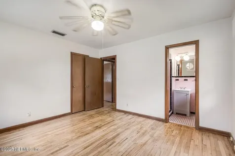 8355 Bordeau Avenue N Jacksonville FL 32211