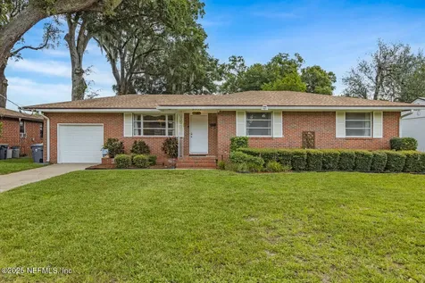 8355 Bordeau Avenue N Jacksonville FL 32211