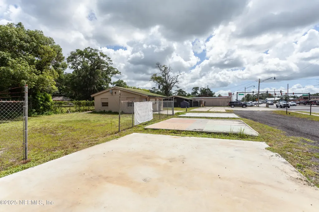 8225 103rd Street Jacksonville FL 32210