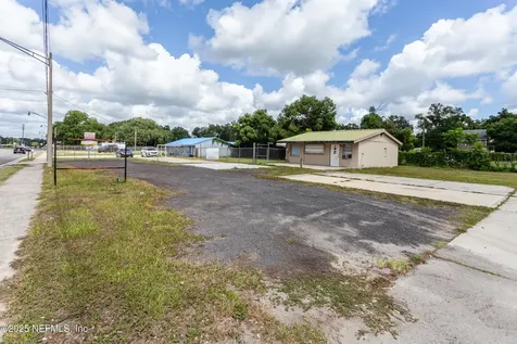 8225 103rd Street Jacksonville FL 32210