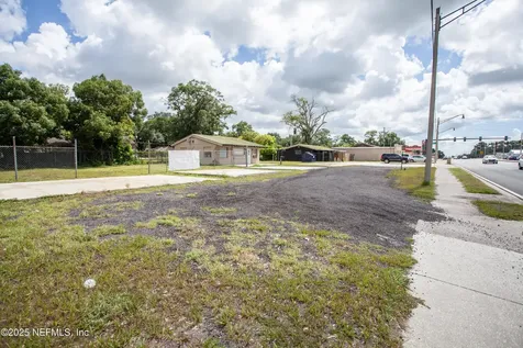 8225 103rd Street Jacksonville FL 32210