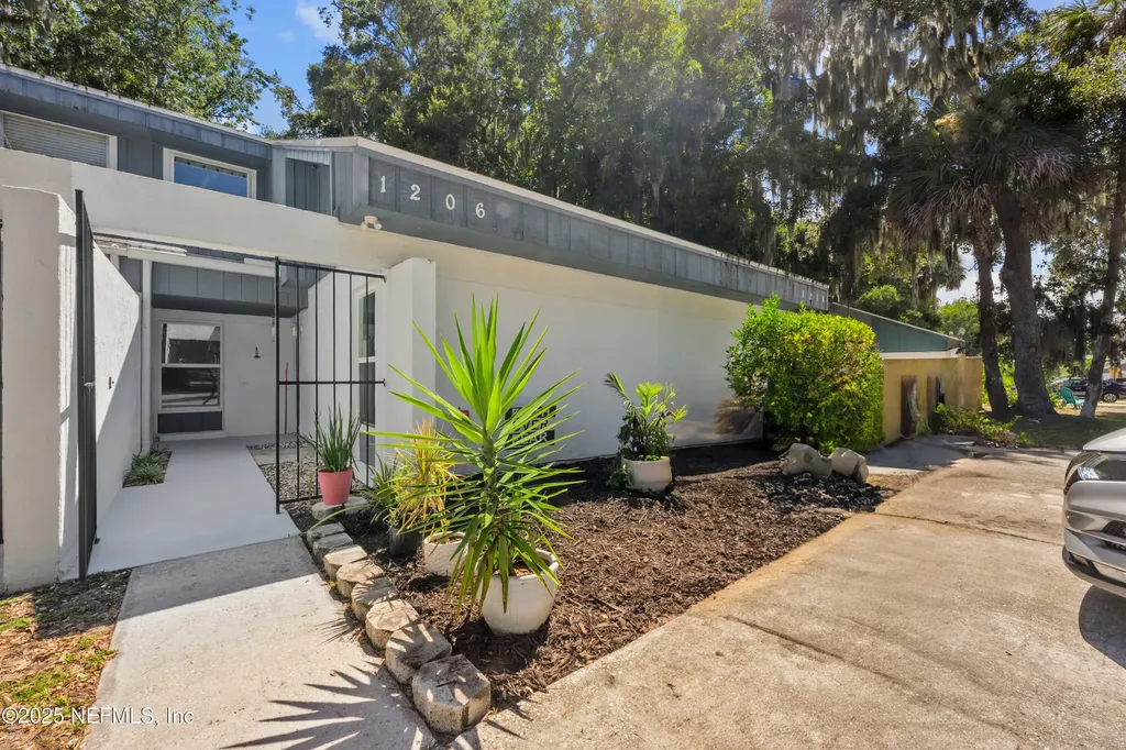 1206 Mayport Landing Circle Jacksonville FL 32233