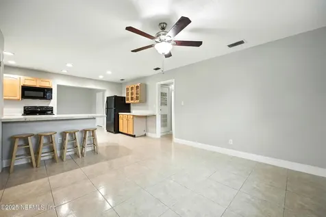 2915 Alonso Road Jacksonville FL 32216