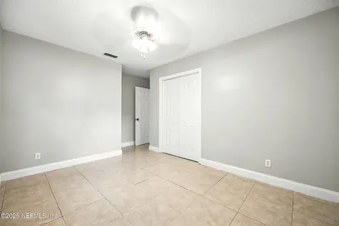 2915 Alonso Road Jacksonville FL 32216
