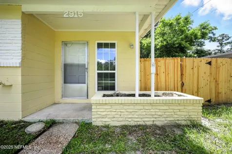 2915 Alonso Road Jacksonville FL 32216