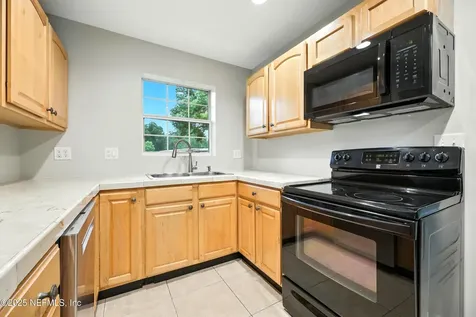 2915 Alonso Road Jacksonville FL 32216