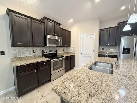 2715 Salt Lake Drive Jacksonville FL 32211