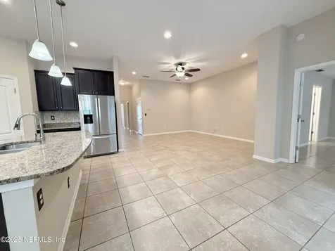 2715 Salt Lake Drive Jacksonville FL 32211
