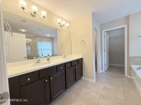 2715 Salt Lake Drive Jacksonville FL 32211