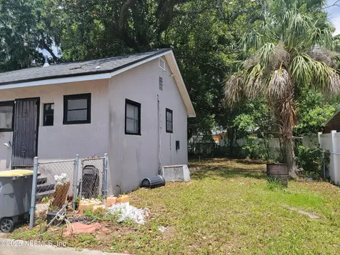 225 W 61st Street Jacksonville FL 32208