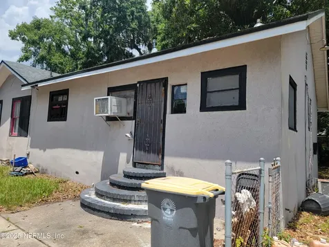 225 W 61st Street Jacksonville FL 32208