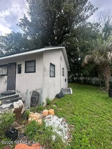 225 W 61st Street Jacksonville FL 32208