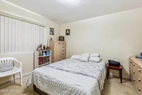 2584 Woolery Drive Jacksonville FL 32211