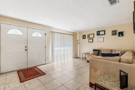 2584 Woolery Drive Jacksonville FL 32211