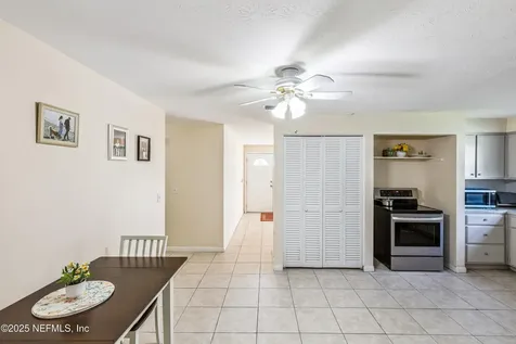 2584 Woolery Drive Jacksonville FL 32211