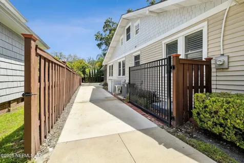 1297 Hollywood Avenue Jacksonville FL 32205