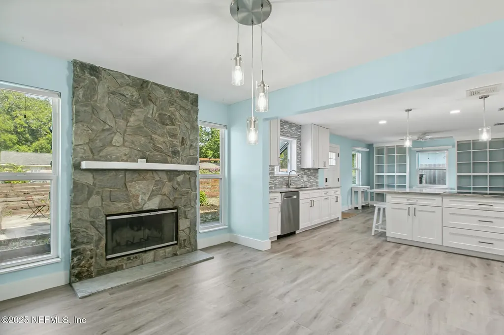 1007 21st Street N Jacksonville Beach FL 32250